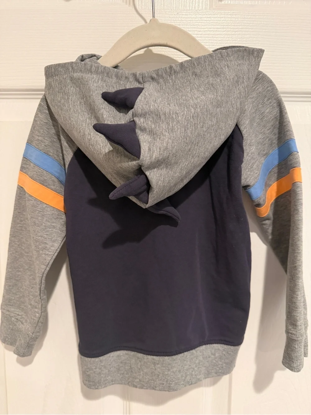 3PC Toddler Boys Shirt Bundle 2T Tommy Bahama OshKosh Old Navy Dino Hoodie